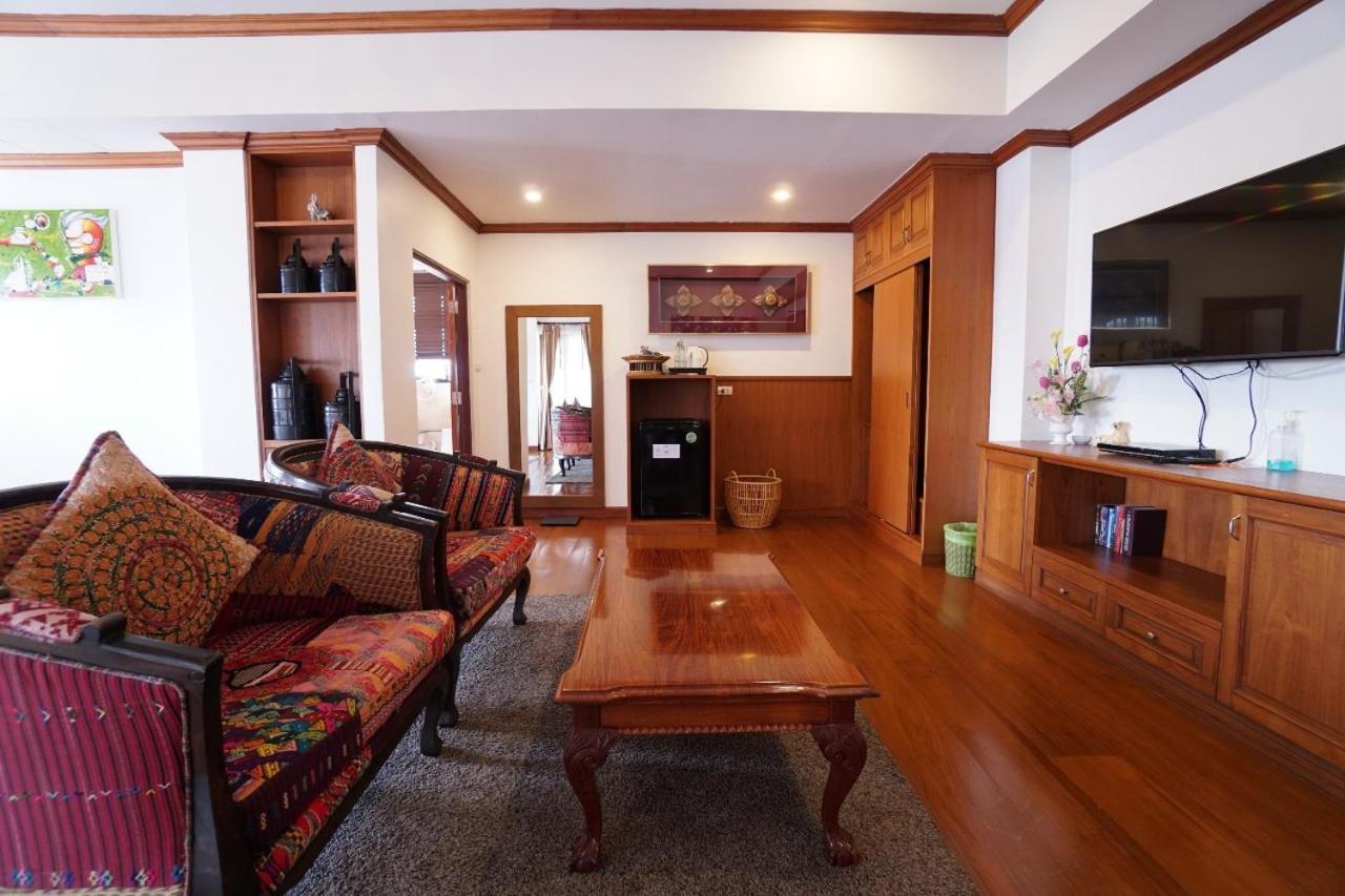 Baan Huenphen Boutique מלון 3*