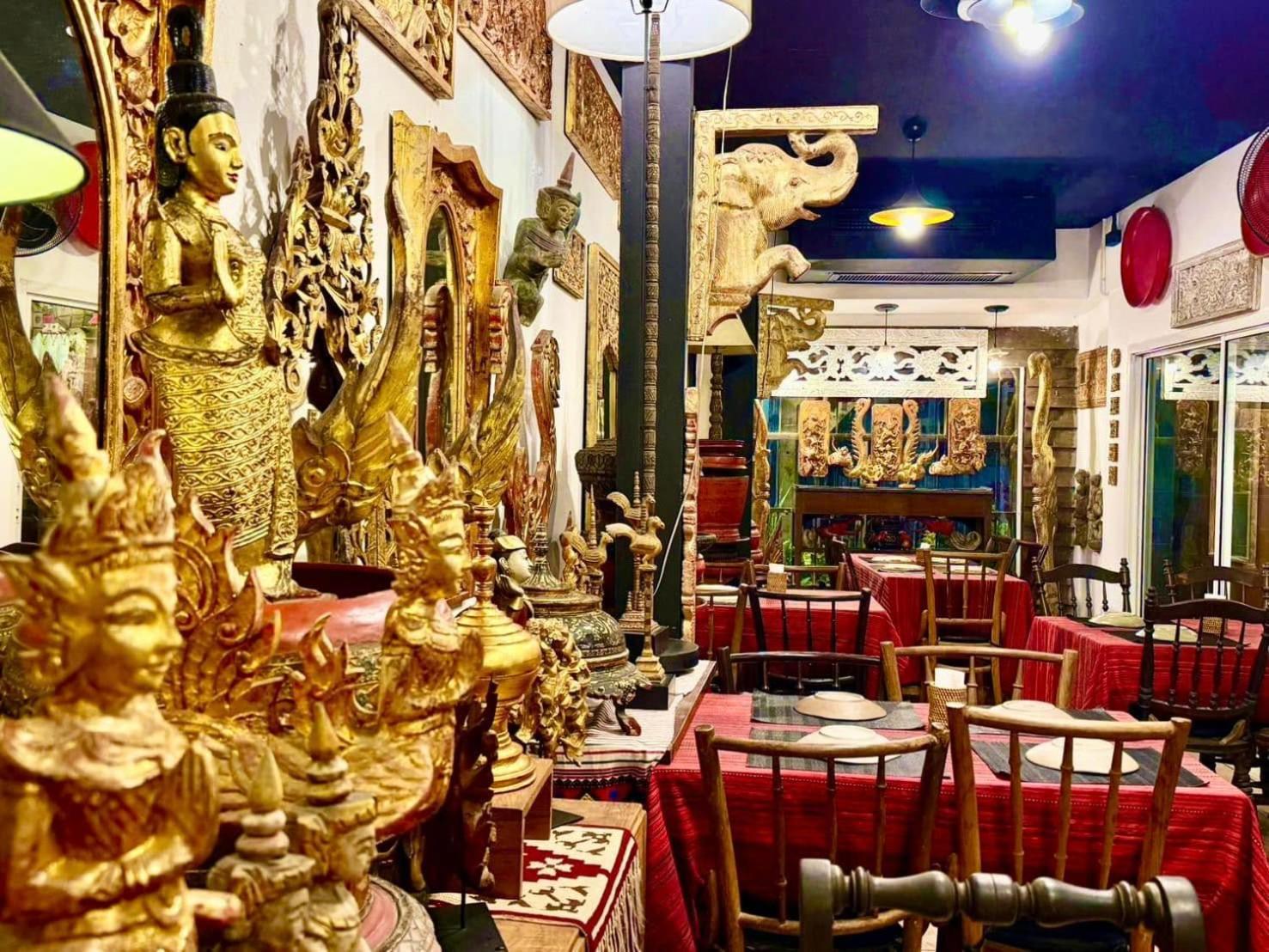 Hotel Baan Huenphen Boutique Chiang Mai